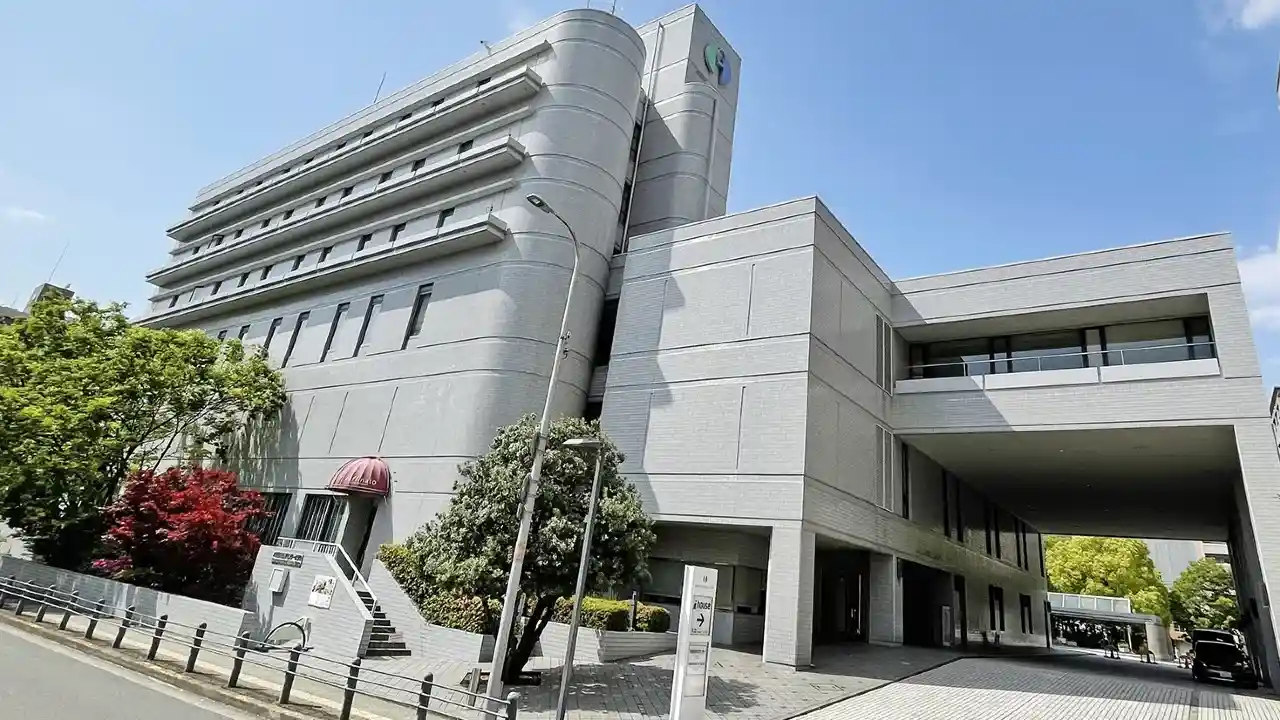 호텔 인터내셔널 하우스 오사카